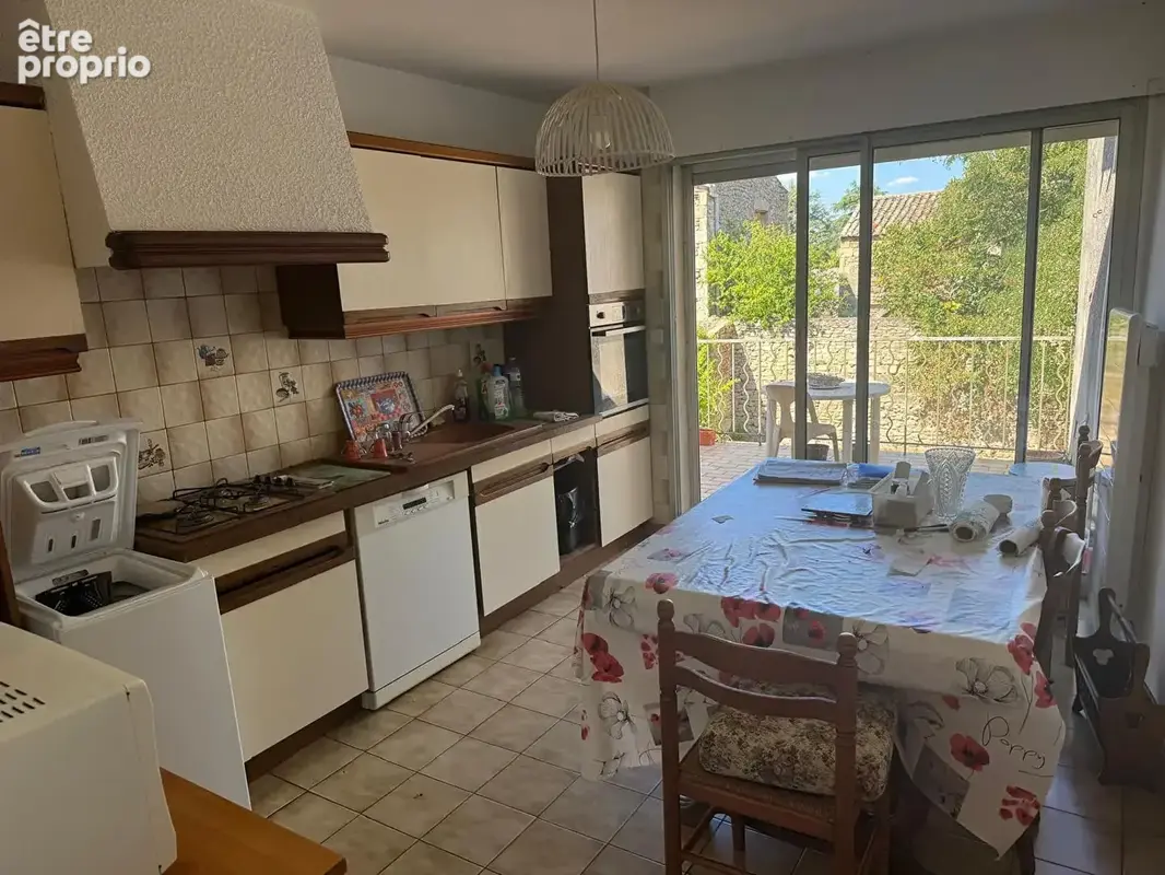 Sommières à 3mn.  MAISON VINGERONNE garage ,remise, et jardin  Pour 3/4 appartements - photo 9