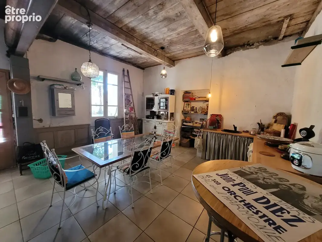 FLEURY D'AUDE Belle Vigneronne sh 200 m2 avec jardin et garage, idéalement située dans un quartier calme. - photo 12