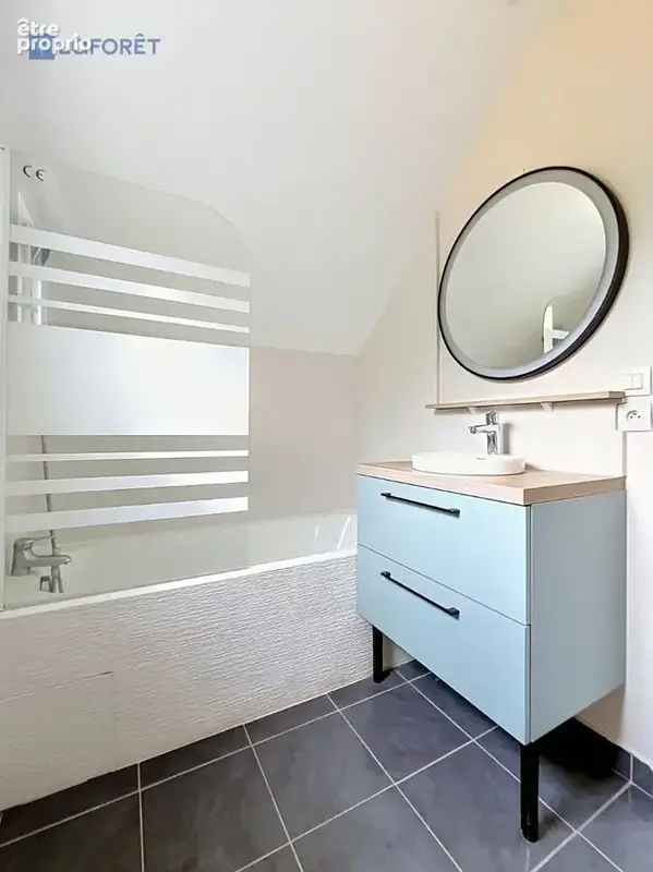 GUIDEL, Maison familiale de 5 chambres avec Vie de Plain Pied, jardin paysagé, et Centre Ville à pieds - photo 15