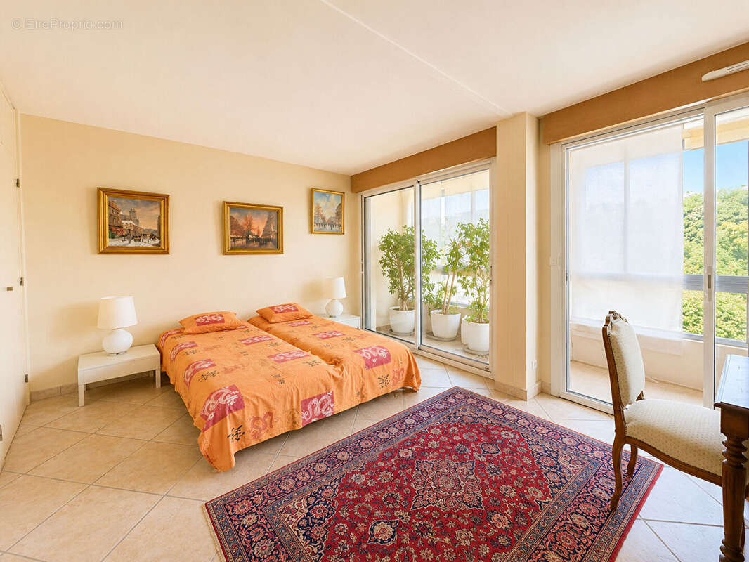 Appartement à LYON-5E