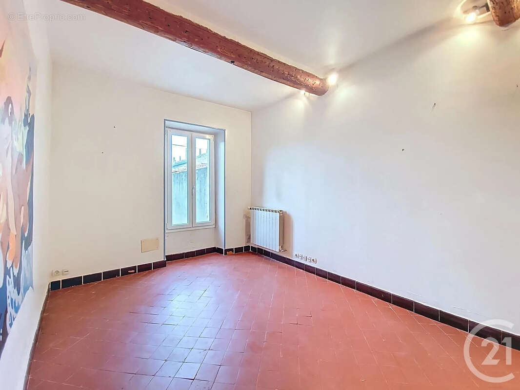 Maison à MORIERES-LES-AVIGNON