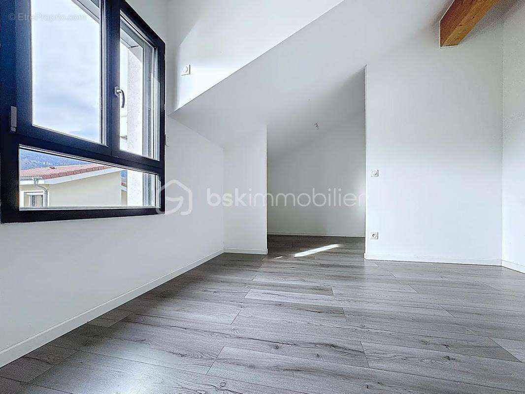 Maison à FONTANIL-CORNILLON