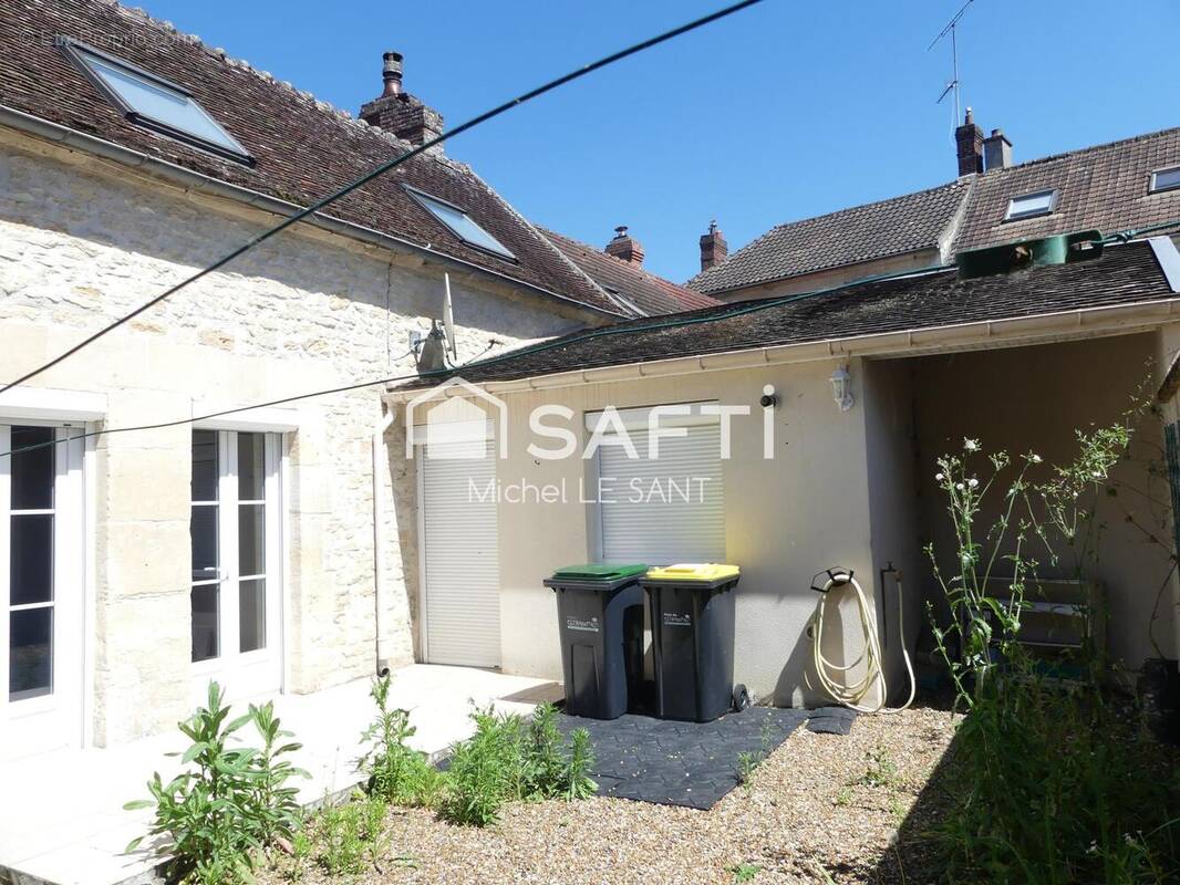 Photo 1 - Maison à BURY