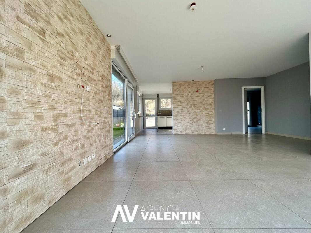 Maison à MARANGE-SILVANGE