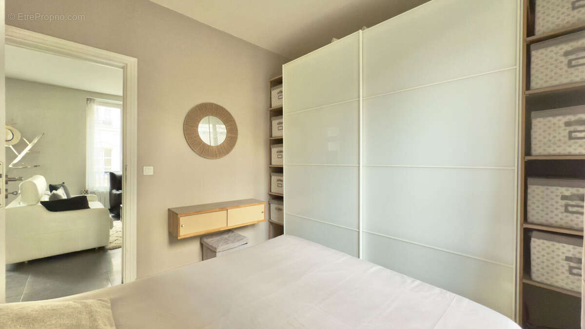 Appartement à PARIS-9E