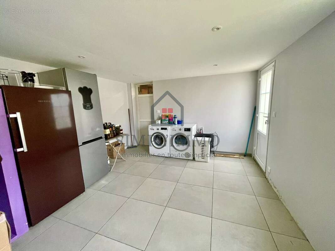 Maison à SAINT-AGNANT