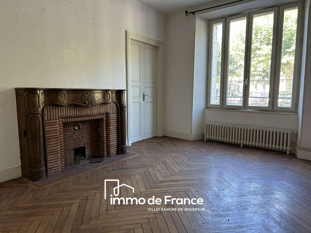 Maison de charme à usage mixte 222m² - photo 3