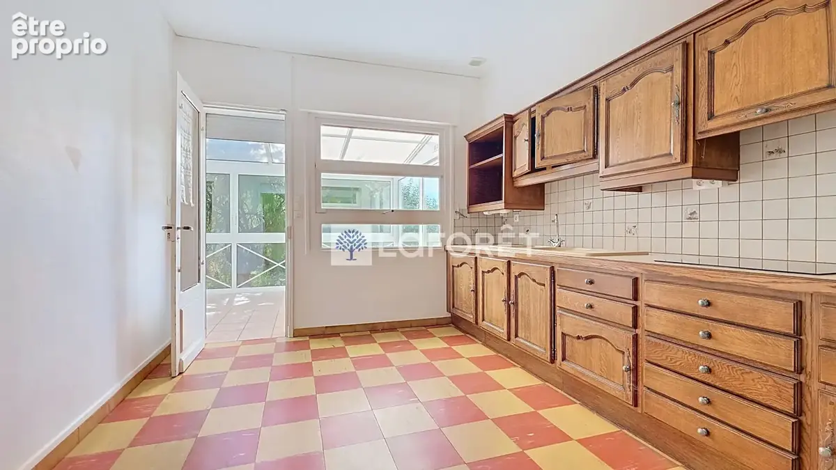 Maison Chauny  4 chambres / sous-sol - photo 3