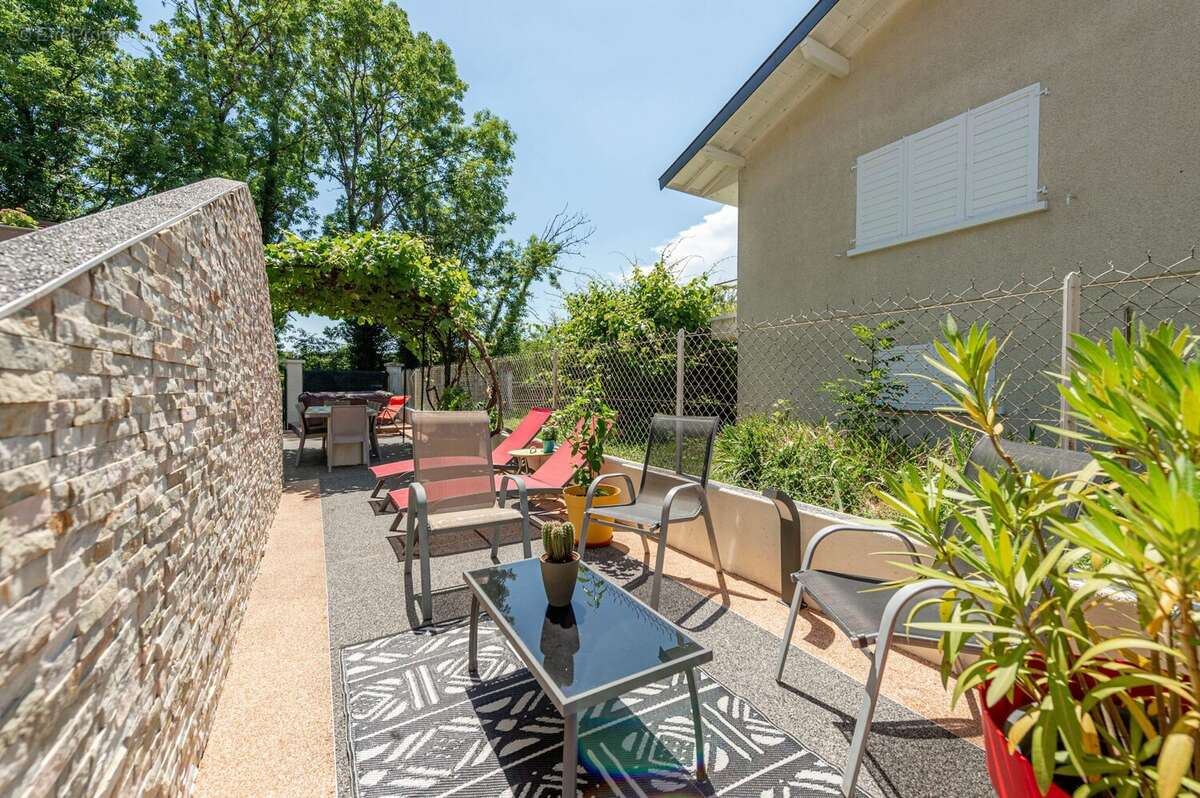 Appartement à MEYTHET