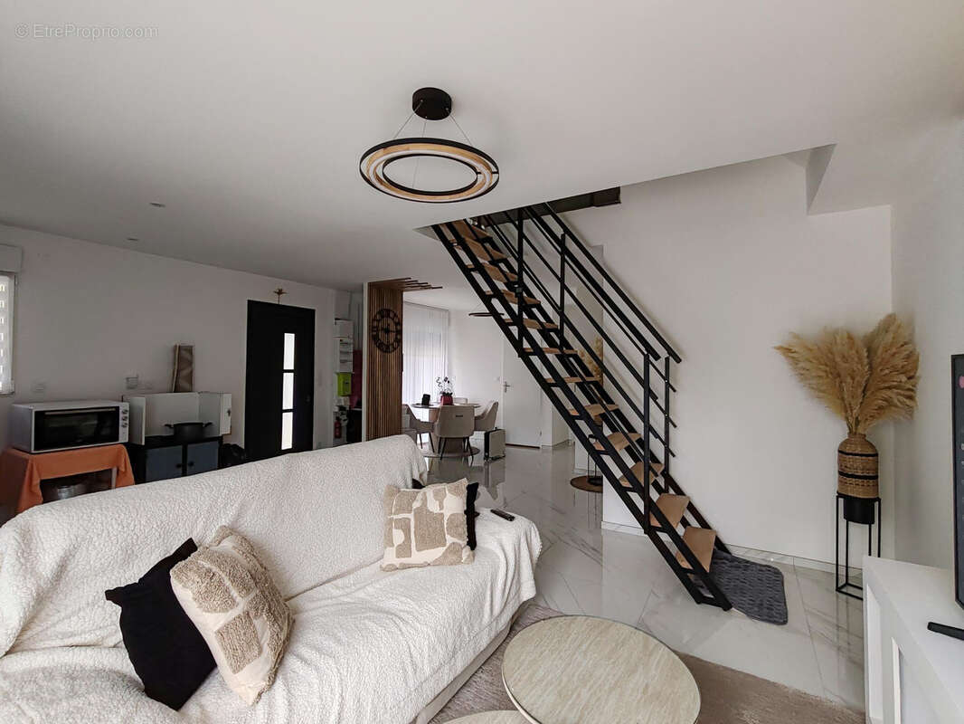 Maison à PIERREFONDS