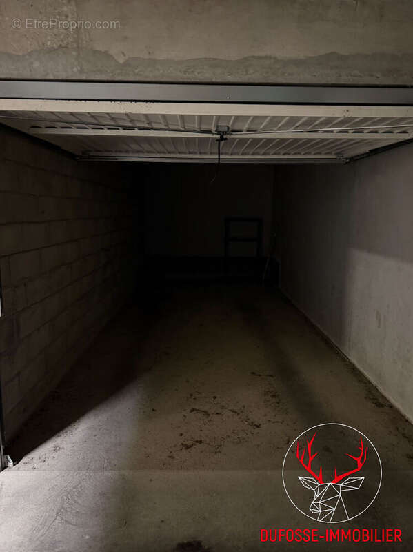 Box Bourgoin Jallieu 15 m2 - photo 2