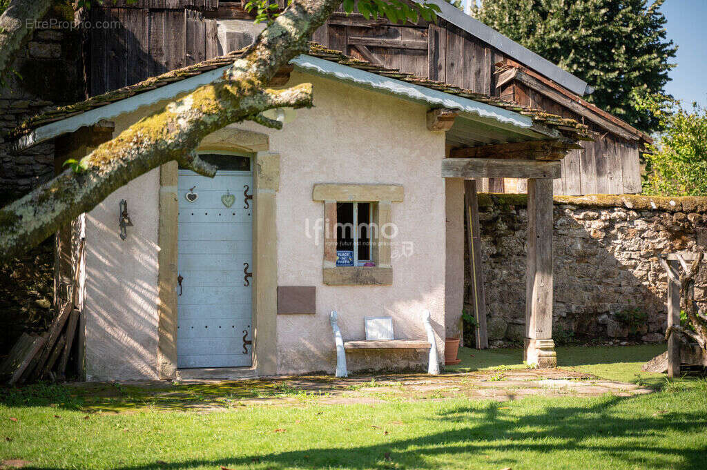 Maison à DOGNEVILLE