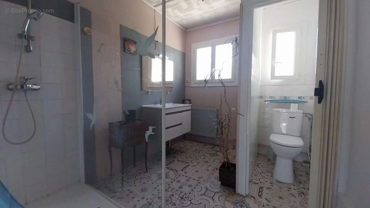 Maison à MONTBARTIER
