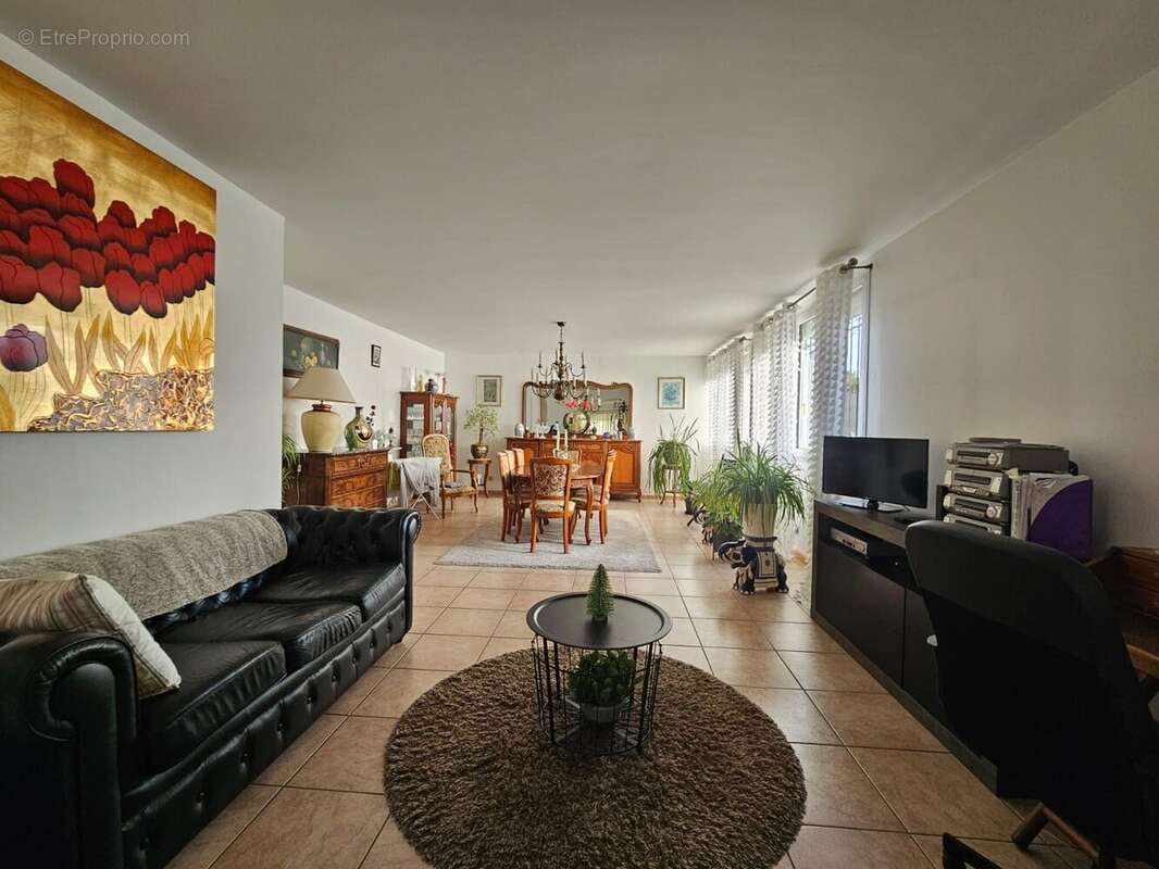 Maison à CHAMPIGNY-SUR-MARNE