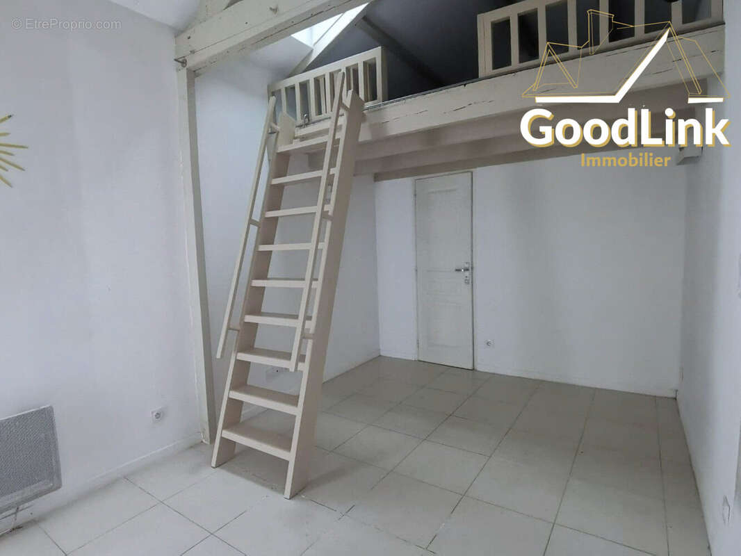 Appartement à CHEVANNES