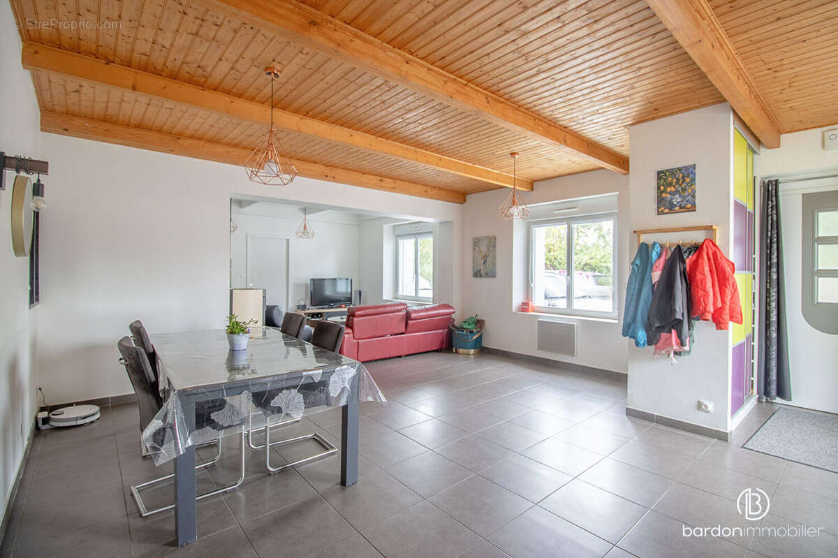 Maison à SAINT-HILAIRE-DE-RIEZ