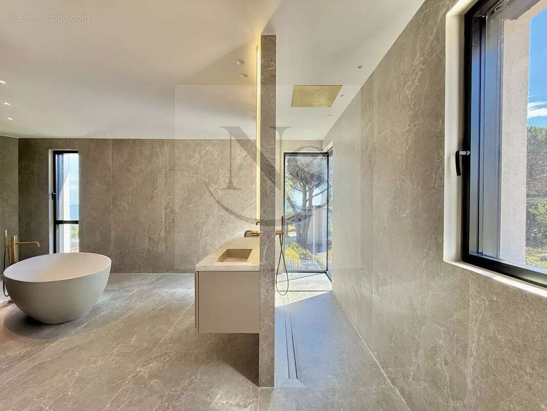 Maison à SAINTE-MAXIME