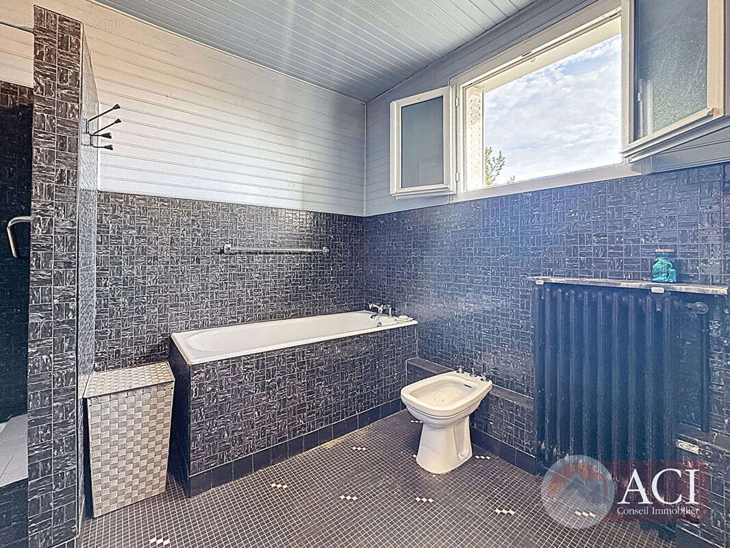 Maison à DEUIL-LA-BARRE