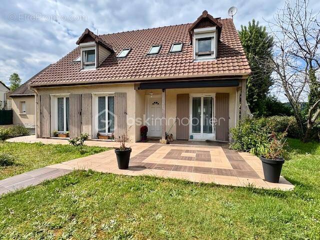 Maison à ROSOY