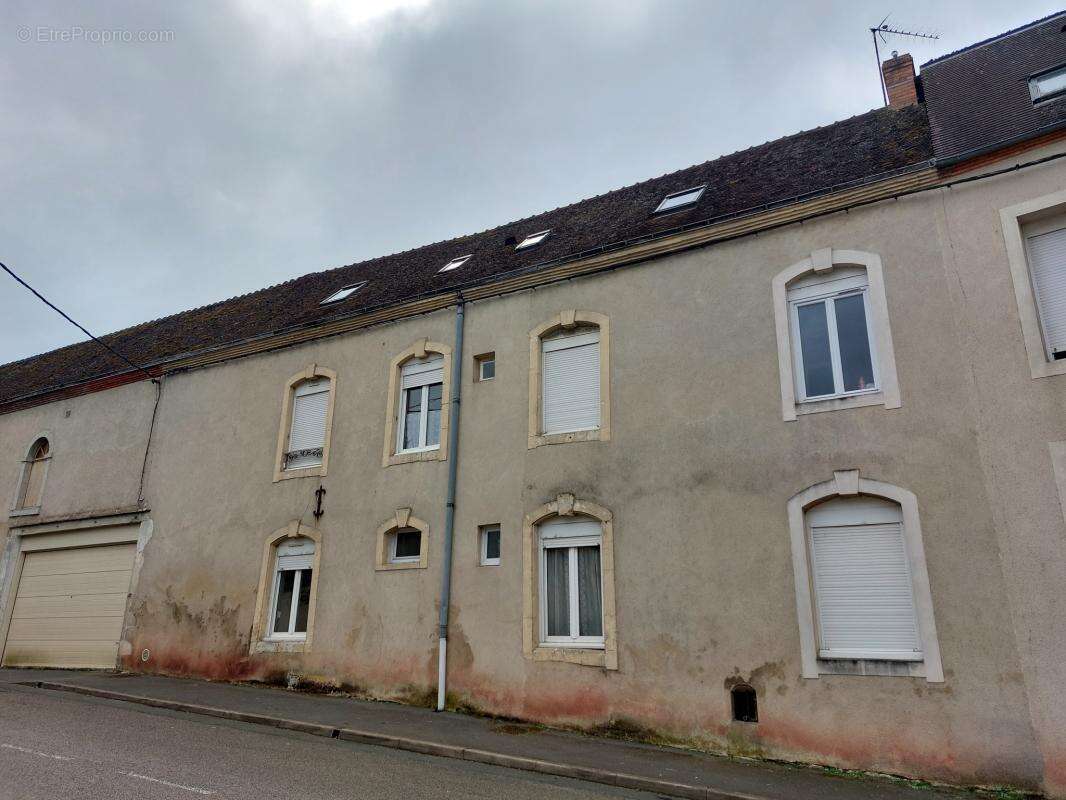 Appartement à LA FERTE-BERNARD
