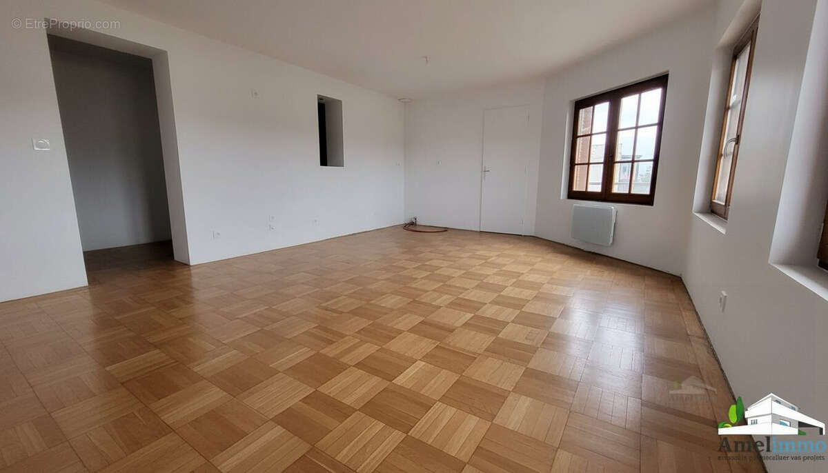 Appartement à ROUSSILLON