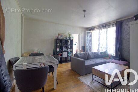Photo 1 - Appartement à TAVERNY