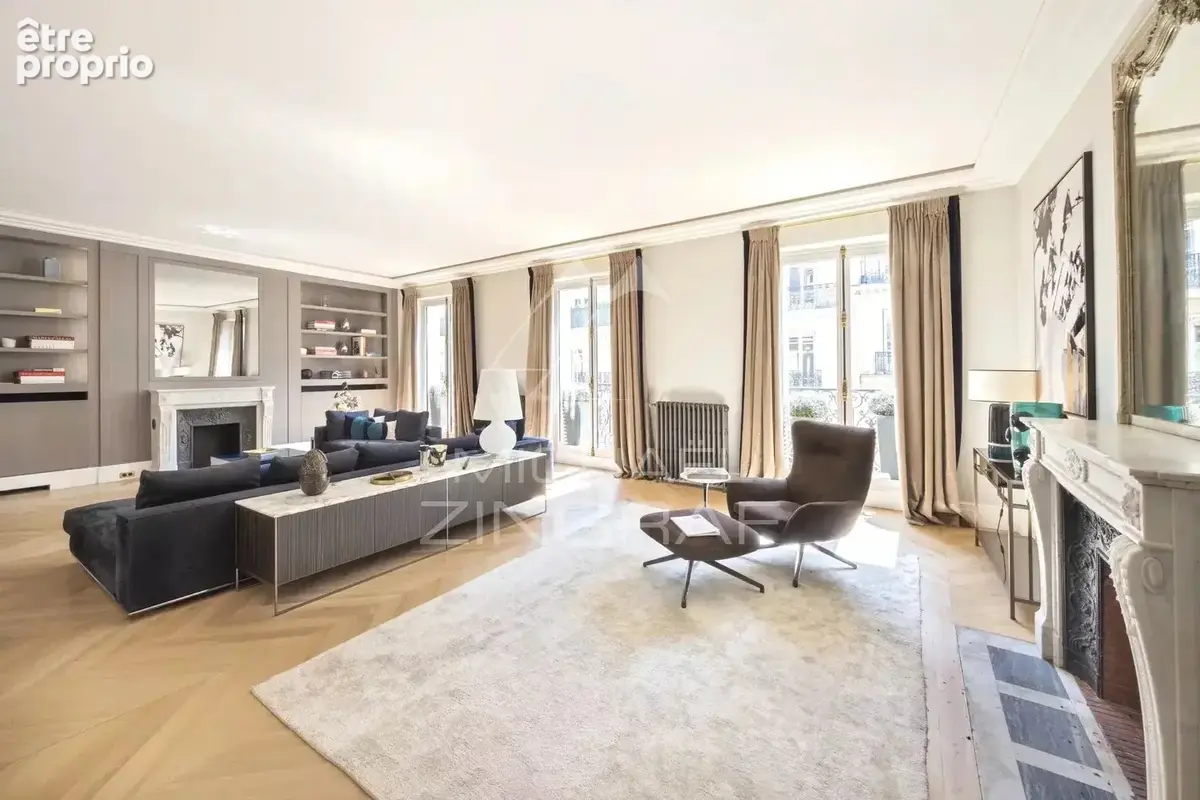 A vendre - Exclusivité - Appartement refait à neuf - 3 Suites - Triangle d'Or - photo 6