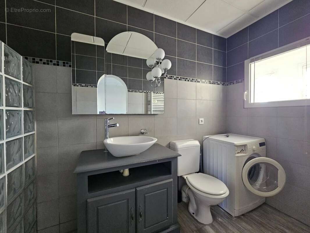 Appartement à SAINT-RAPHAEL