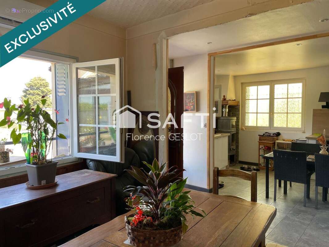 Photo 3 - Maison à ANGERVILLIERS