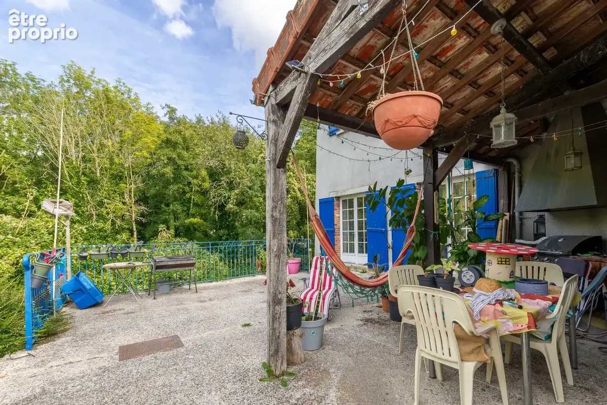 FESTIGNY (51) à vendre maison bourgeoise de 9 pièces - photo 18