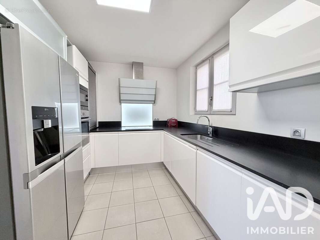 Appartement 95 m² à Hyeres  - photo 4