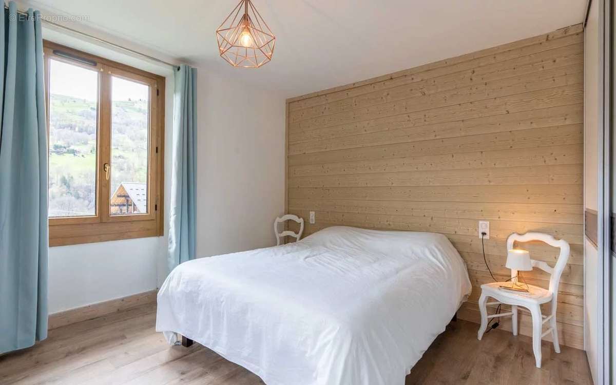 Maison à LES AVANCHERS-VALMOREL