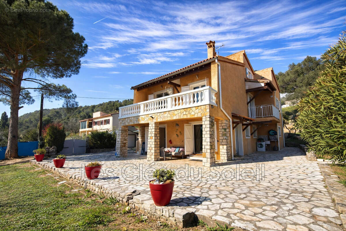 Maison à CAMPS-LA-SOURCE