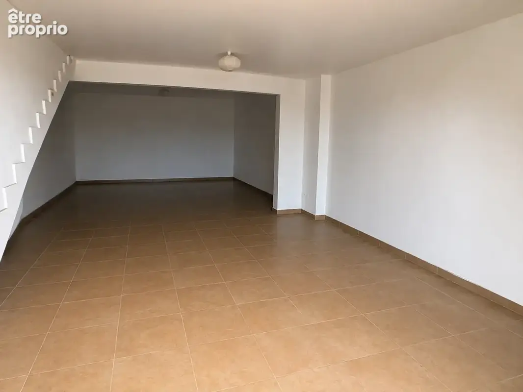 À vendre   Villa avec piscine et belle vue mer à Bellemène St Paul - photo 5