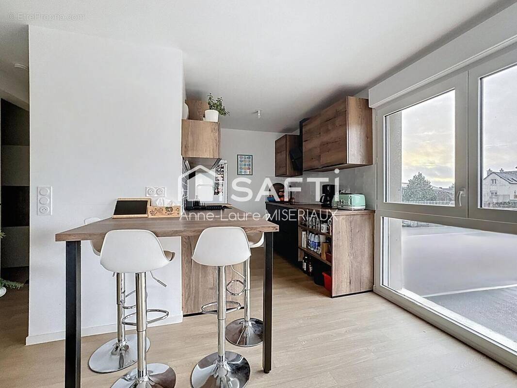 Photo 1 - Appartement à NOYAL-CHATILLON-SUR-SEICHE