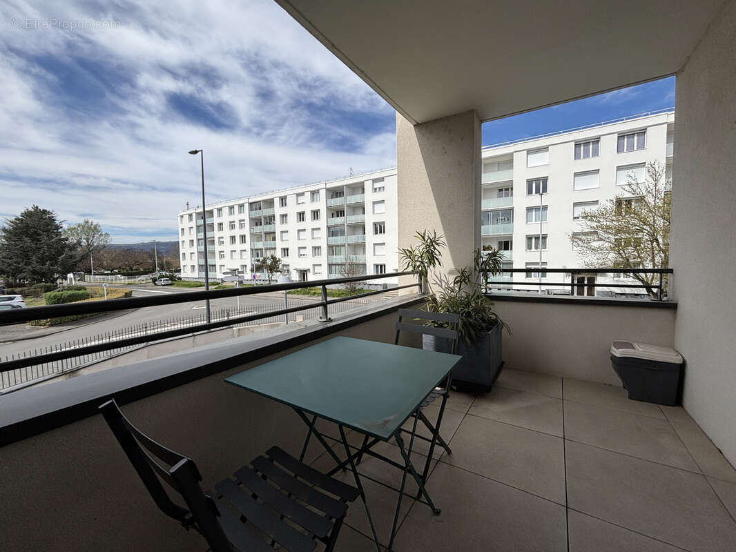 Appartement à BOURG-LES-VALENCE