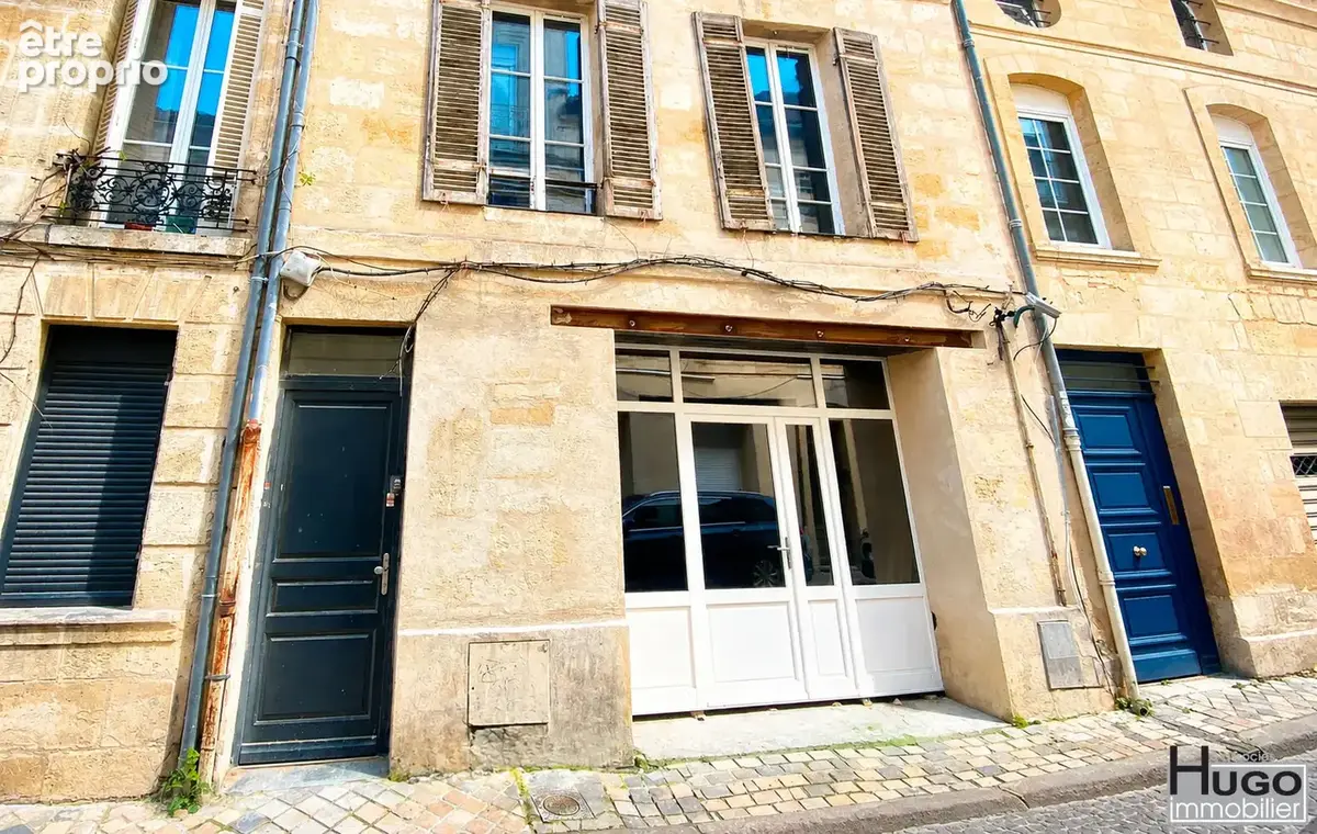 Bordeaux- chartrons- pl picard- 2 lots de 93m² + cour de 13m² a destination commerciale ! - photo 2