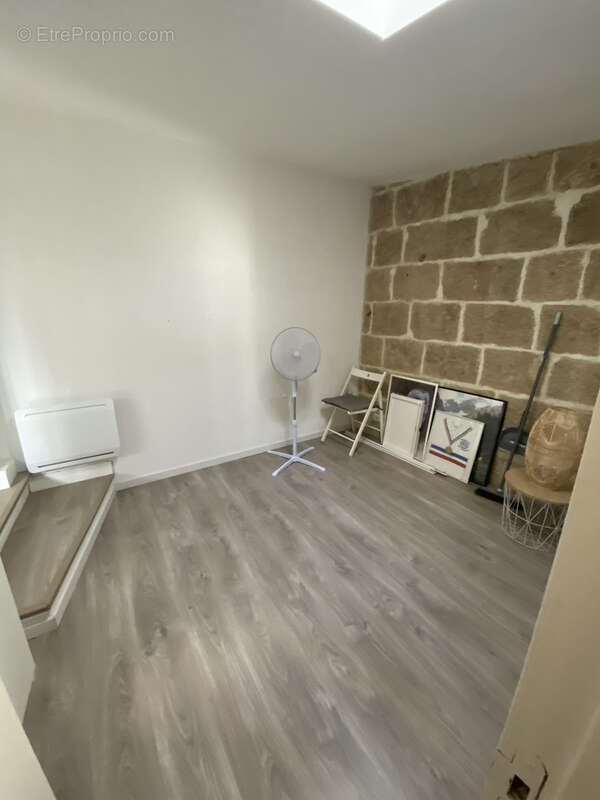Appartement à MEZE