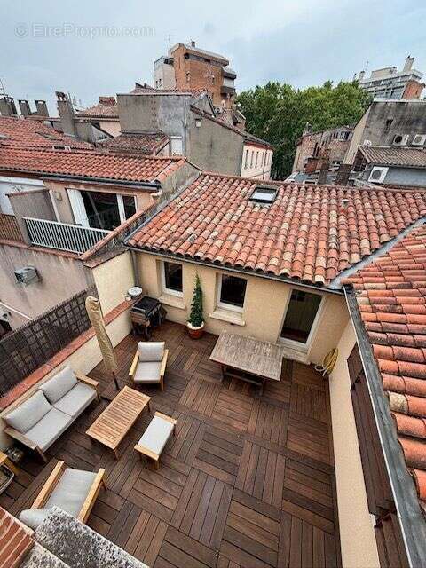 Hypercentre - t7 duplex avec terrasse - photo 10