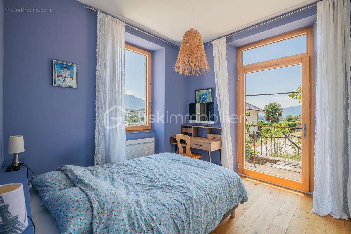 Maison de caractère rénovée – Vue dégagée – Proche Aix-les-Bains - photo 13