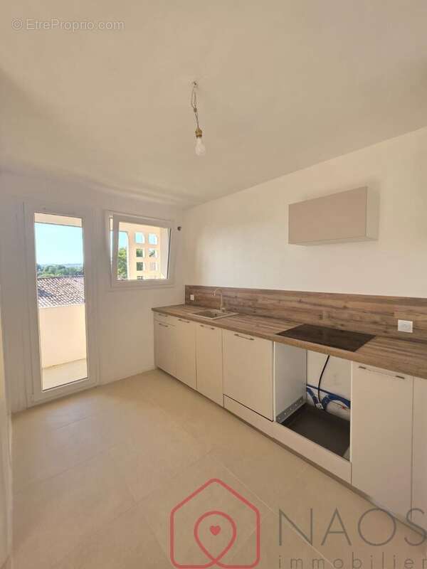 Appartement à VINON-SUR-VERDON