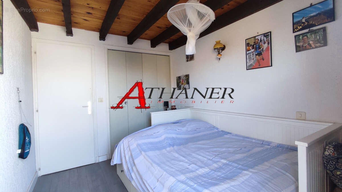 Appartement t3 + mezzanine, parking - canet port - photo 8