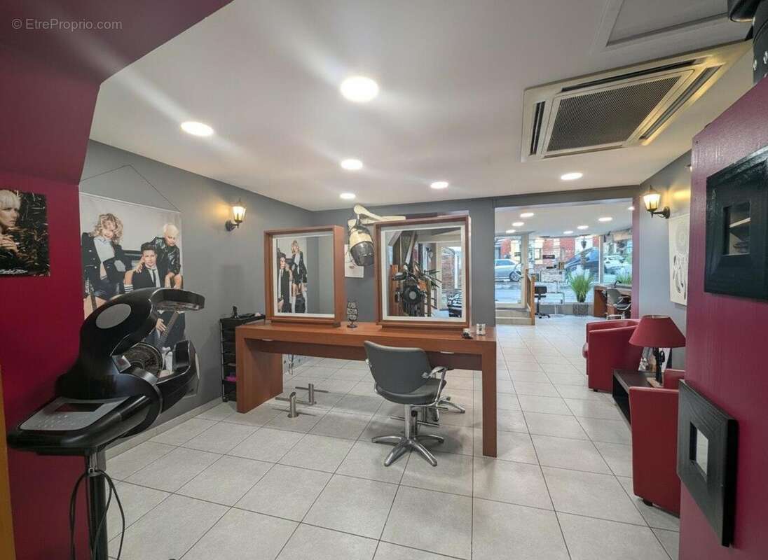 Photo 6 - Commerce à SAINT-JUST-EN-CHAUSSEE