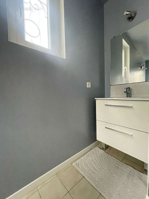 Appartement à FONTAINEBLEAU