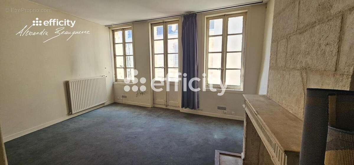 Appartement 400 m² à Niort  - photo 7