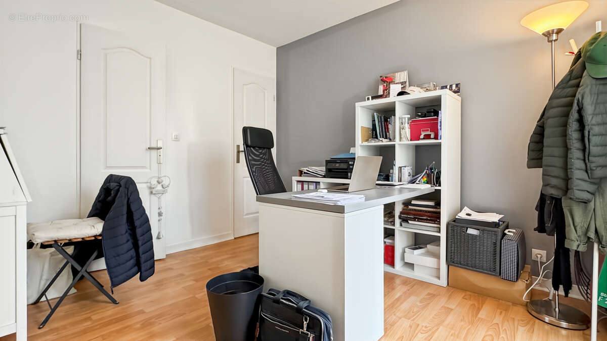 Maison à SAINT-NOM-LA-BRETECHE