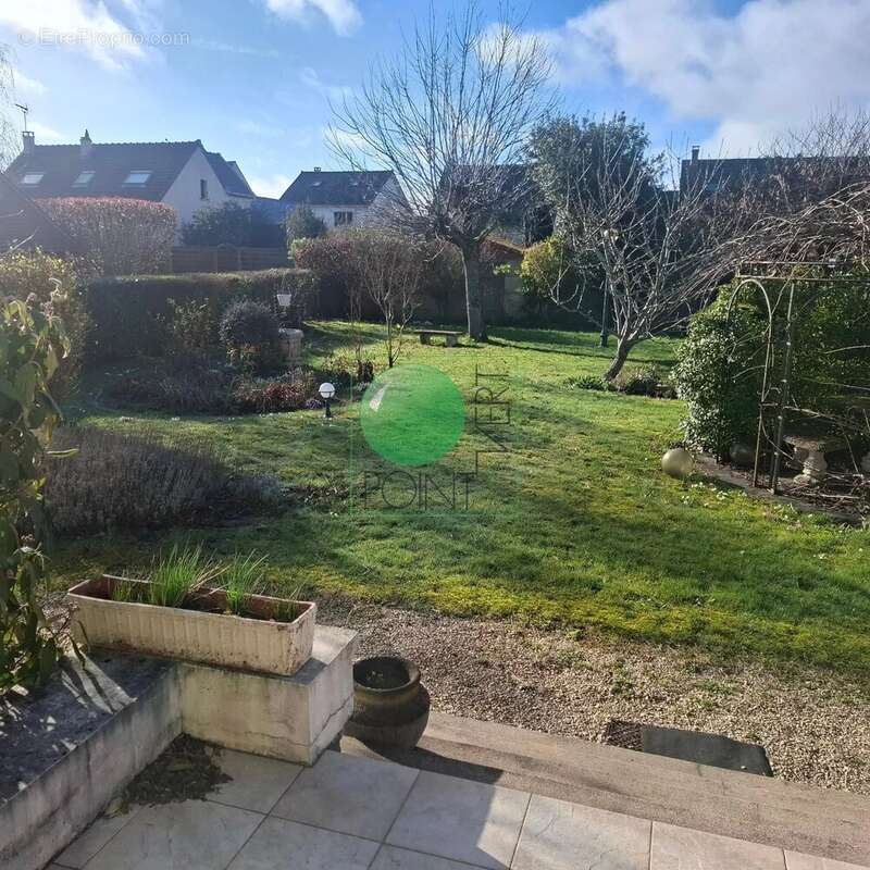 Maison à BALLANCOURT-SUR-ESSONNE