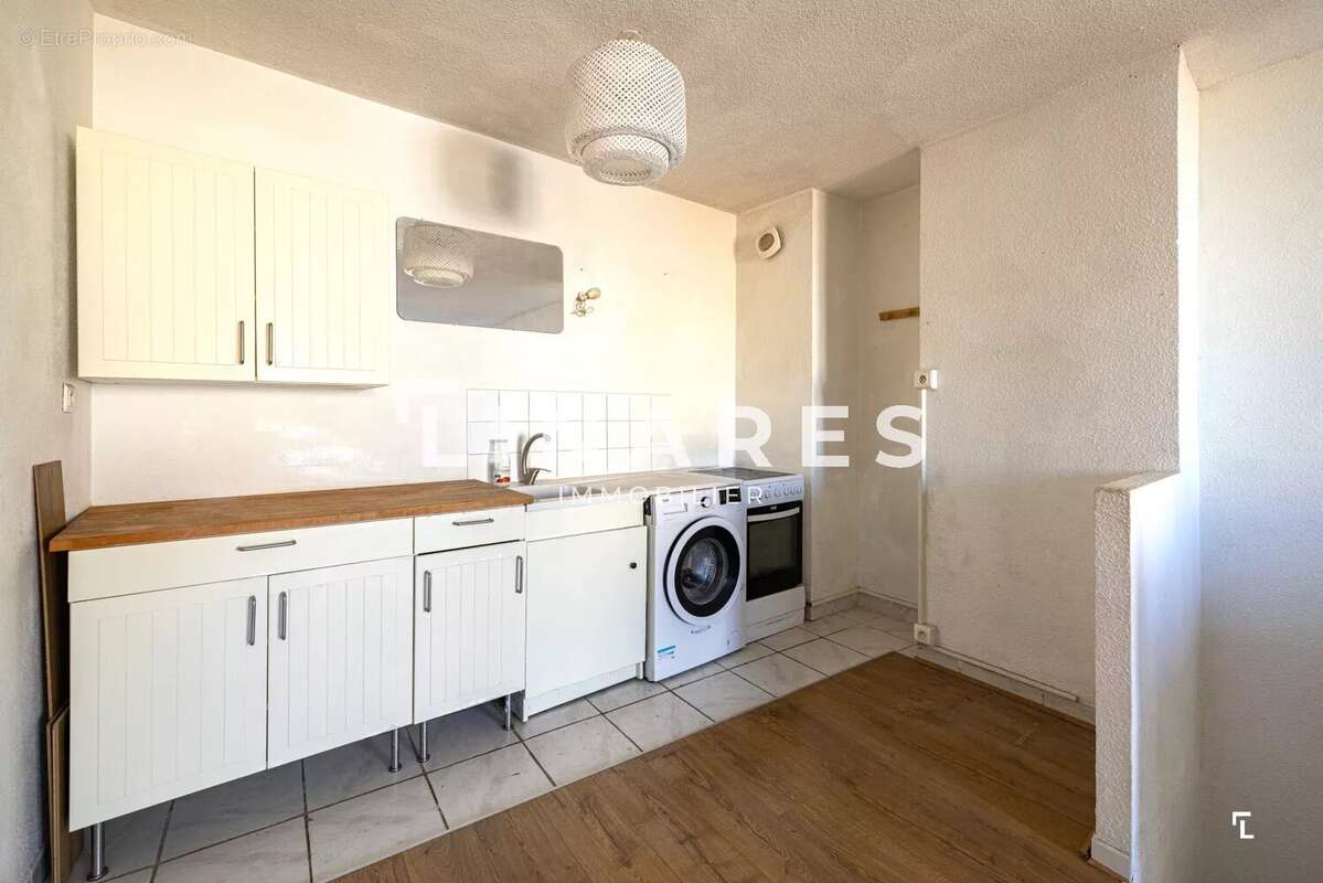 Appartement à MARSEILLE-2E