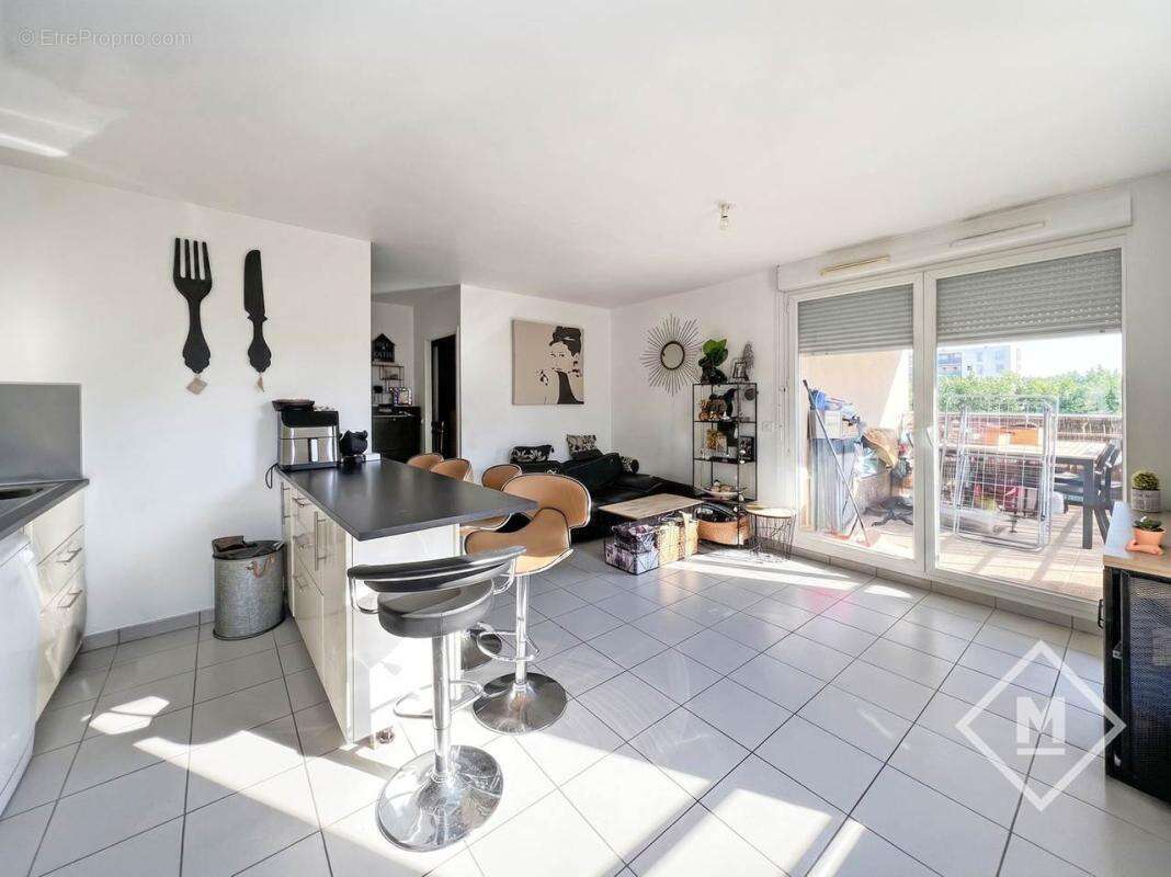 Appartement à MARSEILLE-12E