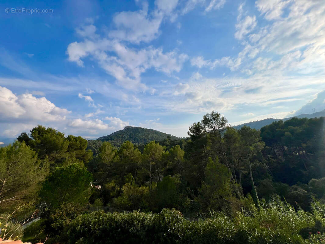 Maison à LA DESTROUSSE